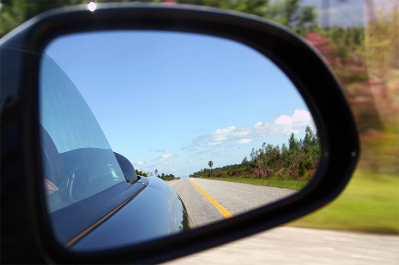 обзор зеркала заднего вида